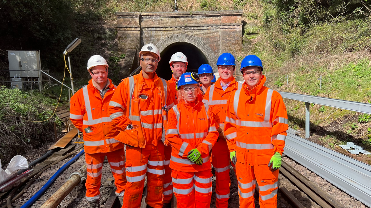 Rail Minister visits Mountfield Tunnel - Industrial News