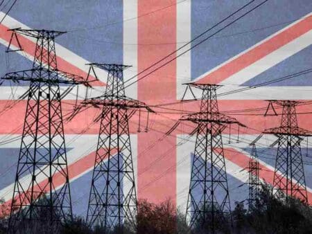 ‘Phantom’ power projects clog up UK transmission queue