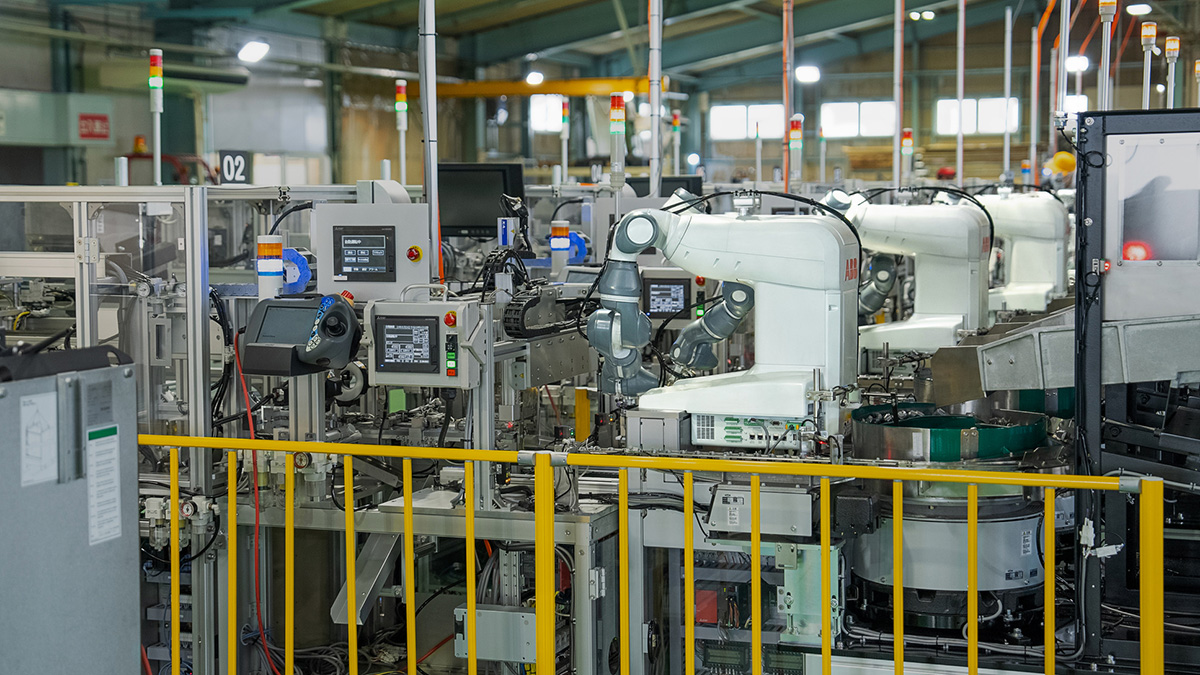 ABB YuMi cobots aid aluminum supplier with workforce shortages