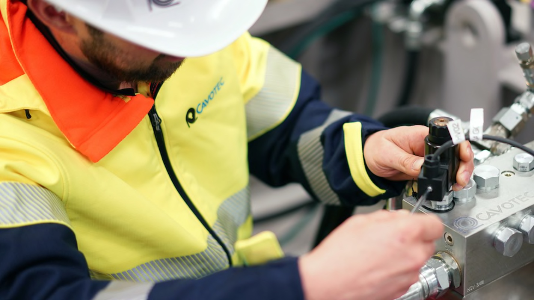 Cavotec signs long-term service agreement with Cosco Group