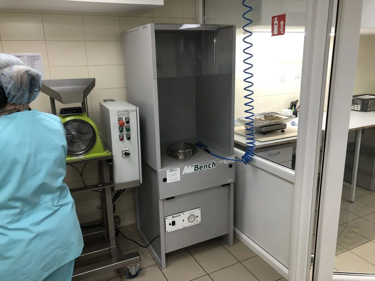 PIENO TYRIMAI UAB INSTALL AIRBENCH DOWNDRAUGHT BENCH IN LITHUANIA