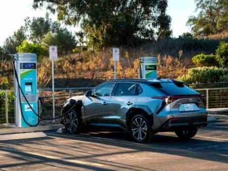 SDG&E and Toyota to collaborate on vehicle to grid technology