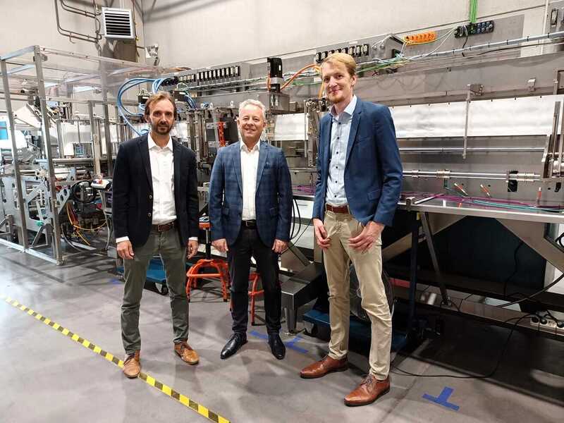 Volpak partners with watttron to integrate digital sealing technology into pouching machinery