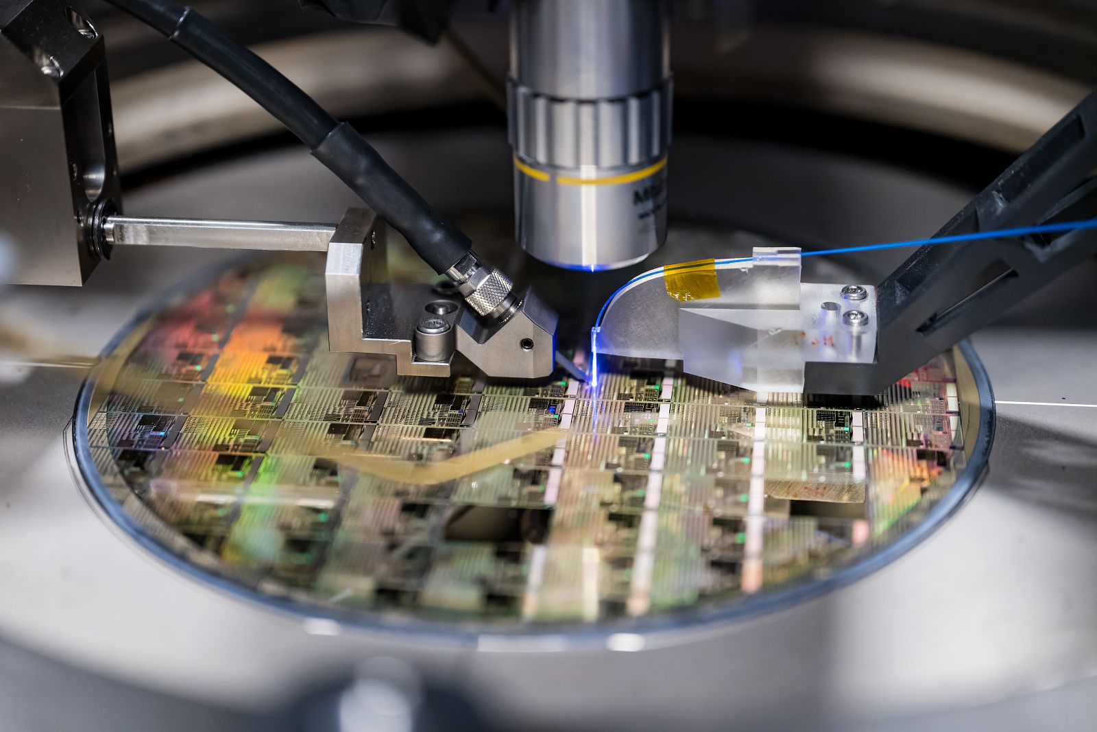 CEA-Leti Papers at Photonics West Report Progress Towards MicroLED Bandwidth and Efficiency Improvement