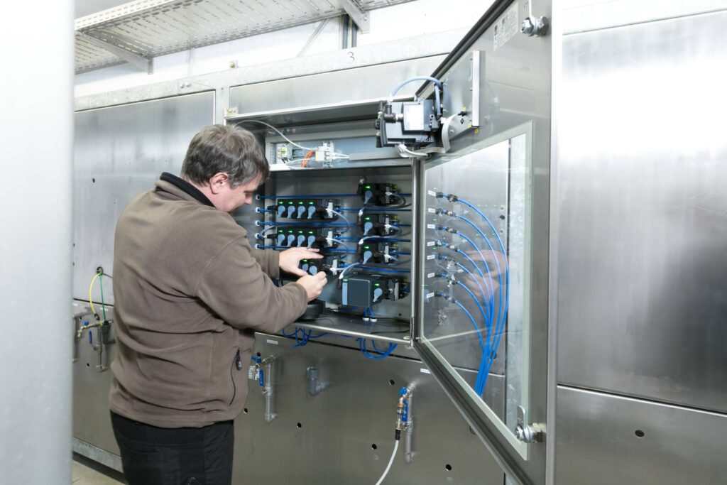 Chlorine measurement in drinking water: online water analysis system improves accuracy, responsiveness and maintenance