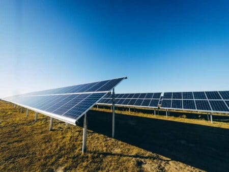 Low Carbon announces financial close on 385MW portfolio