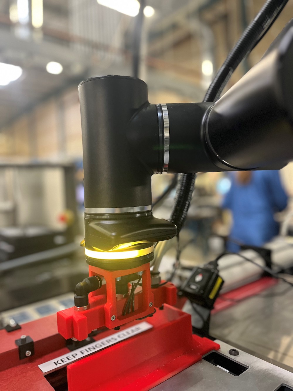 Silicon Mountain Elevates Manufacturing Capabilities with the Introduction of RO1, a State-of-the-Art Cobot Robotic Arm