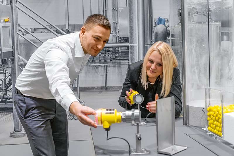 VEGATRUCK ‘ON THE ROAD’ CUSTOMER TRAINING FACILITY 2024 UK TOUR