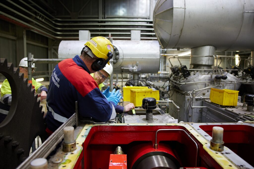 Tackling fugitive emissions from reciprocating compressors Tackling fugitive emissions from reciprocating compressors