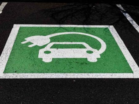 ARENA funds ‘Australian-first’ residential vehicle to grid trial