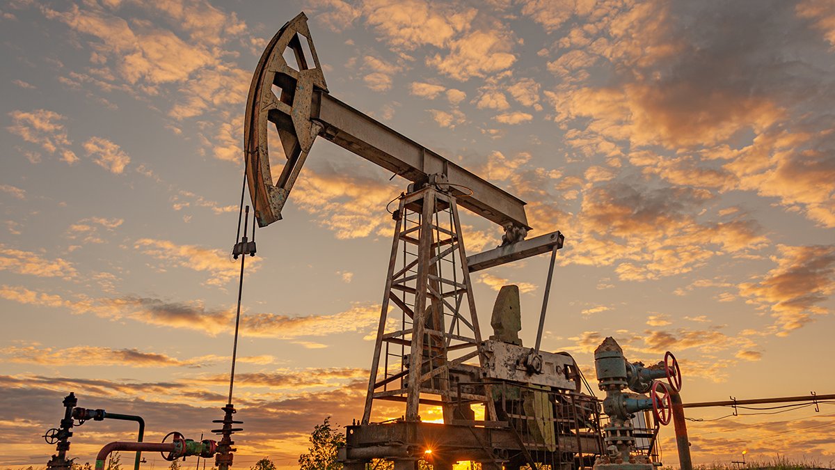 IoT in oil and gas: use cases, technologies and challenges