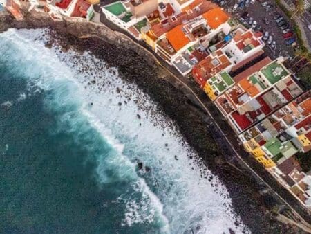 Red Eléctrica orders synchronous condensers for Canary and Balearic Islands