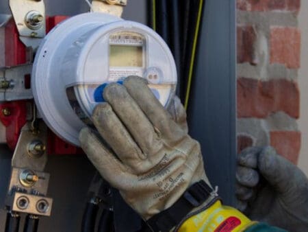 Smart meter penetration surpasses 80% in North America Smart meter penetration surpasses 80% in North America