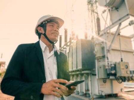 Schneider Electric launches training programme for electrical engineers Schneider Electric launches training programme for electrical engineers