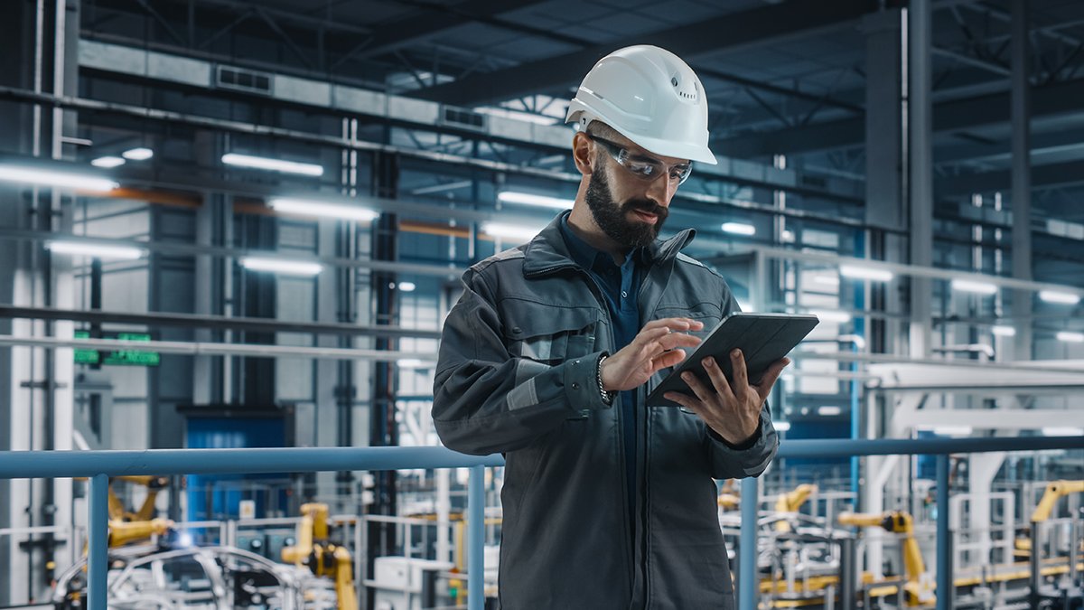 5G and IoT in the future factories