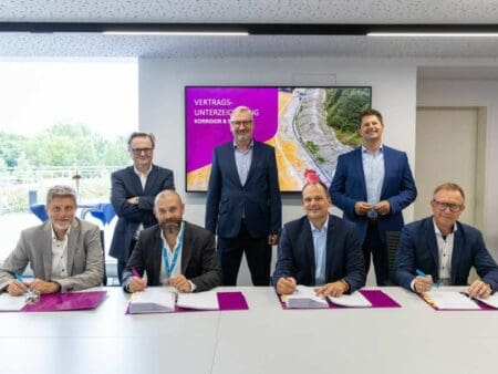 Amprion awards engineering contracts for 1,300km underground cabling