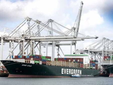 Port of Rotterdam container terminals to electrify shipping