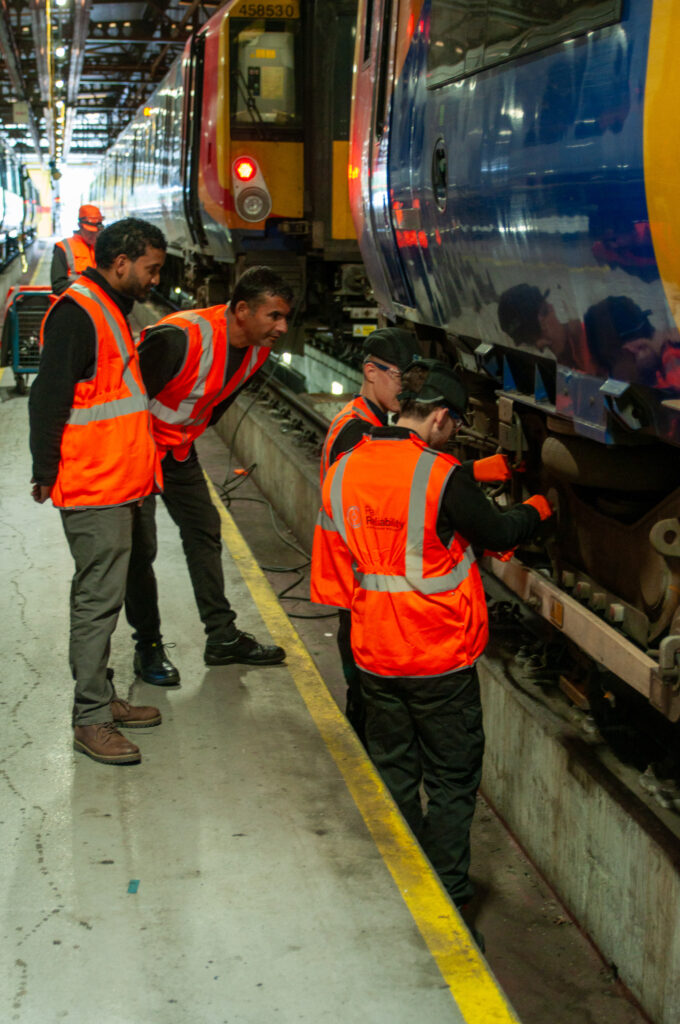 Rail Reliability supports Class 458 fleet