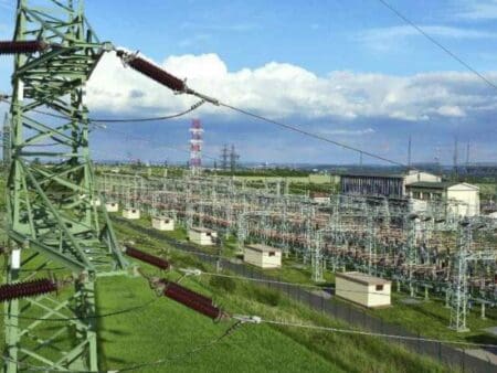 Czech utility ČEZ secures €400mn grid upgrade loan from EIB