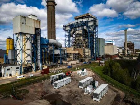 GazelEnergie and Q ENERGY inaugurate grid stabilising battery project