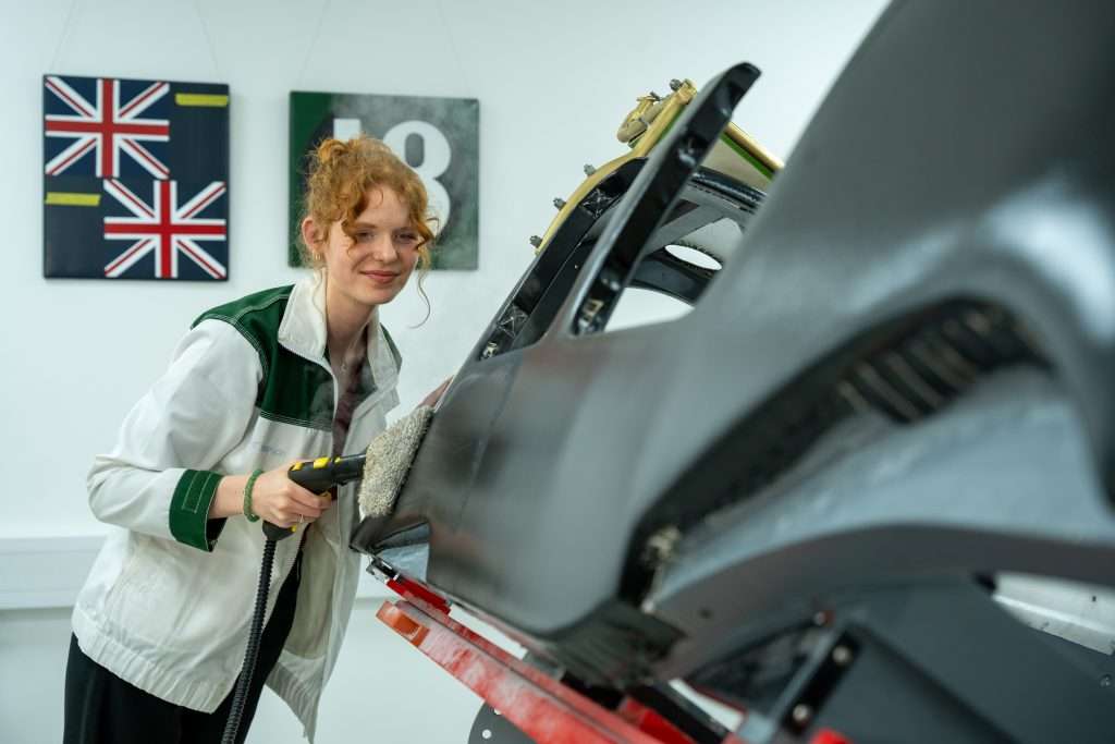 Bentley Motors announces apprenticeship vacancies reaffirming commitment to future talent