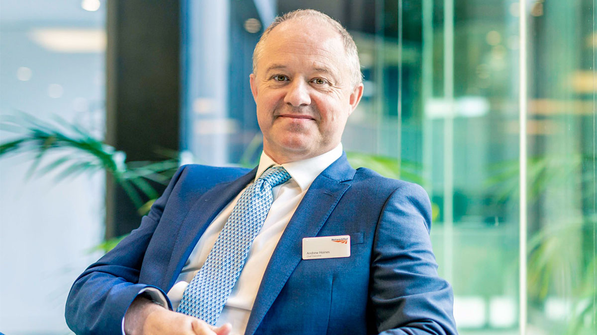 Network Rail boss Sir Andrew Haines announces retirement