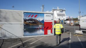 Port of Gothenburg trials hydrogen-fueled shore power Port of Gothenburg trials hydrogen-fueled shore power