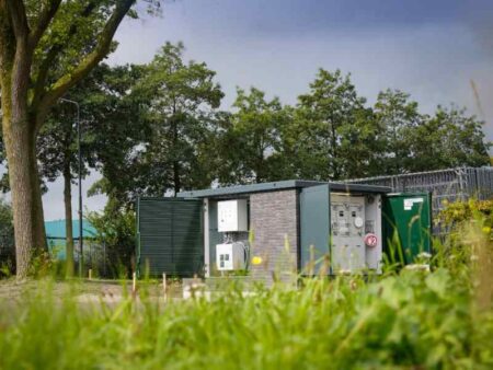 Alliander awards €422m tender to expand medium-voltage stations