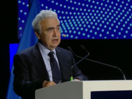 Fatih Birol and Dan Jørgensen call for energy efficiency focus in ‘low-trust’ world