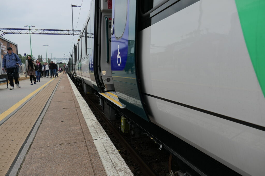 Class 730/2 enters service Class 730/2 enters service