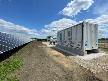 Photon Energy and R.Power team up to optimise Polish hybrid asset