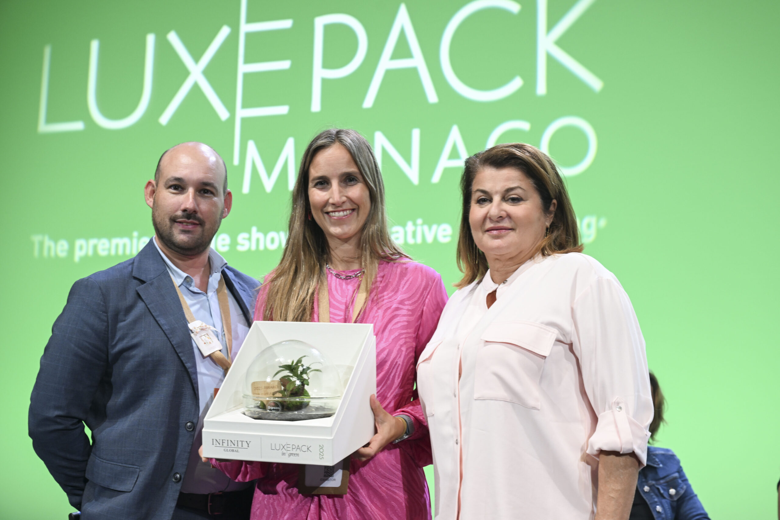 Amcor’s CleanStream® technology recognised by Luxe Pack in Green Award Amcor’s CleanStream® technology recognised by Luxe Pack in Green Award