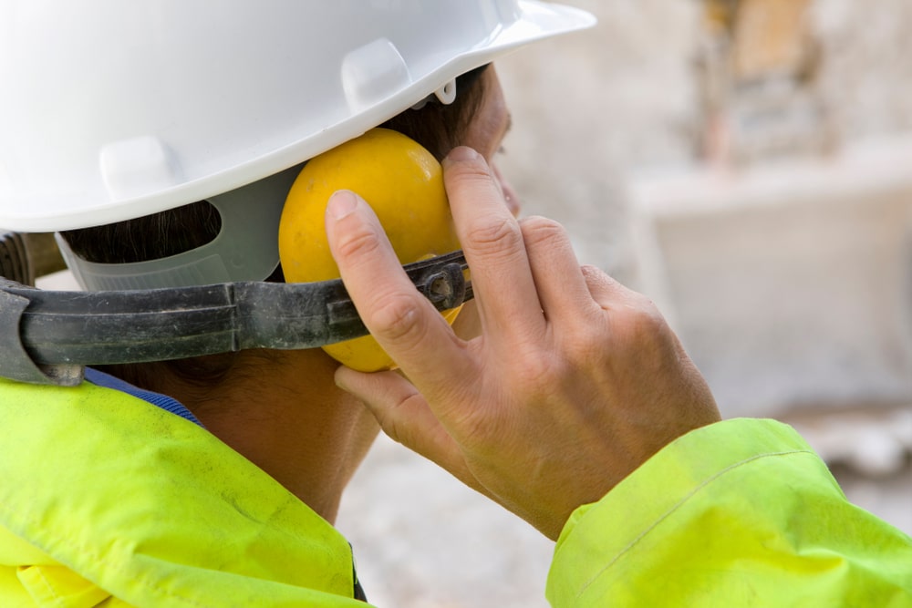 “Serious gaps” found in protecting workers from excessive noise