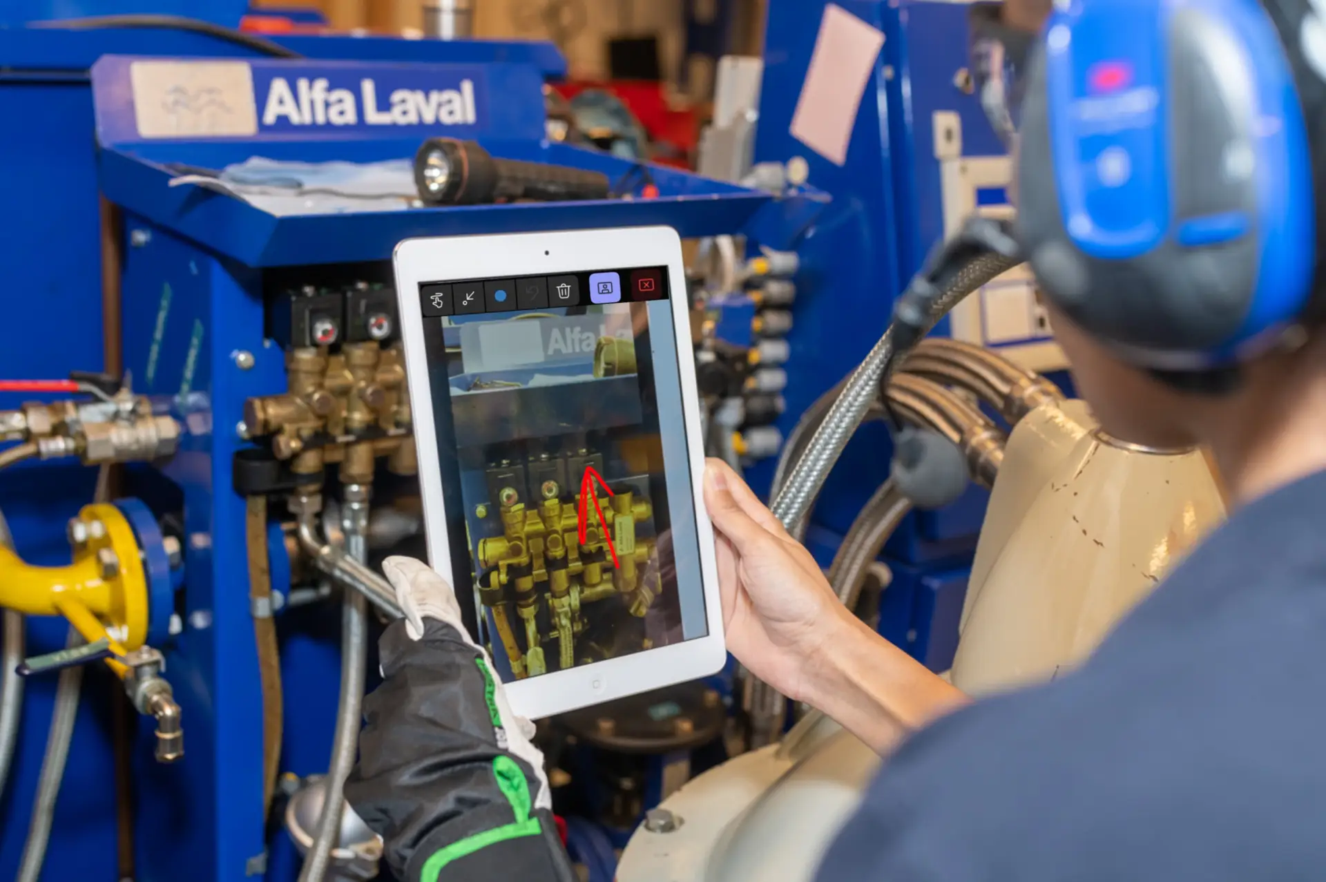 Alfa Laval expands AR support at sea Alfa Laval expands AR support at sea