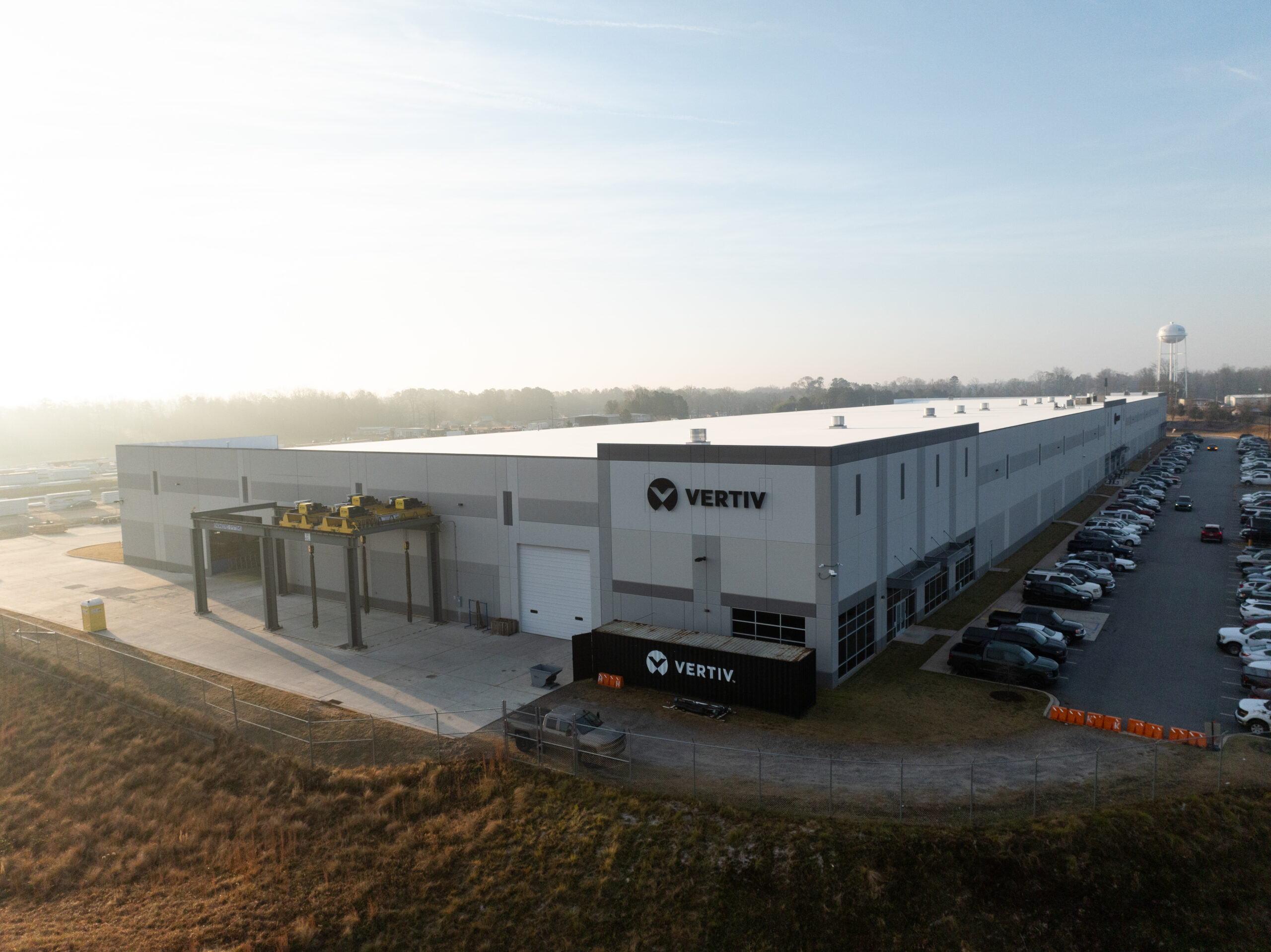 Vertiv expands Americas AI infrastructure output