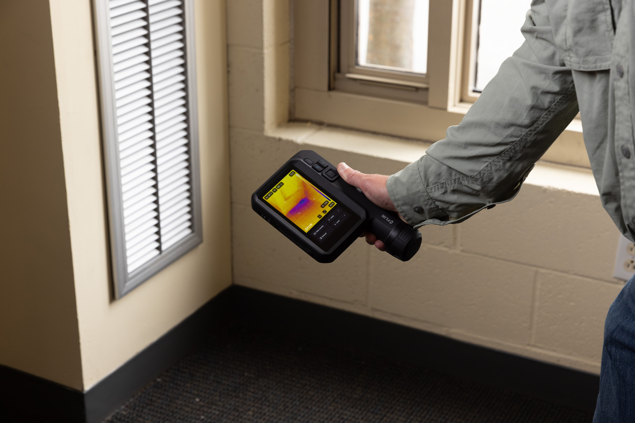 Flir links thermal imaging to RocketPlan