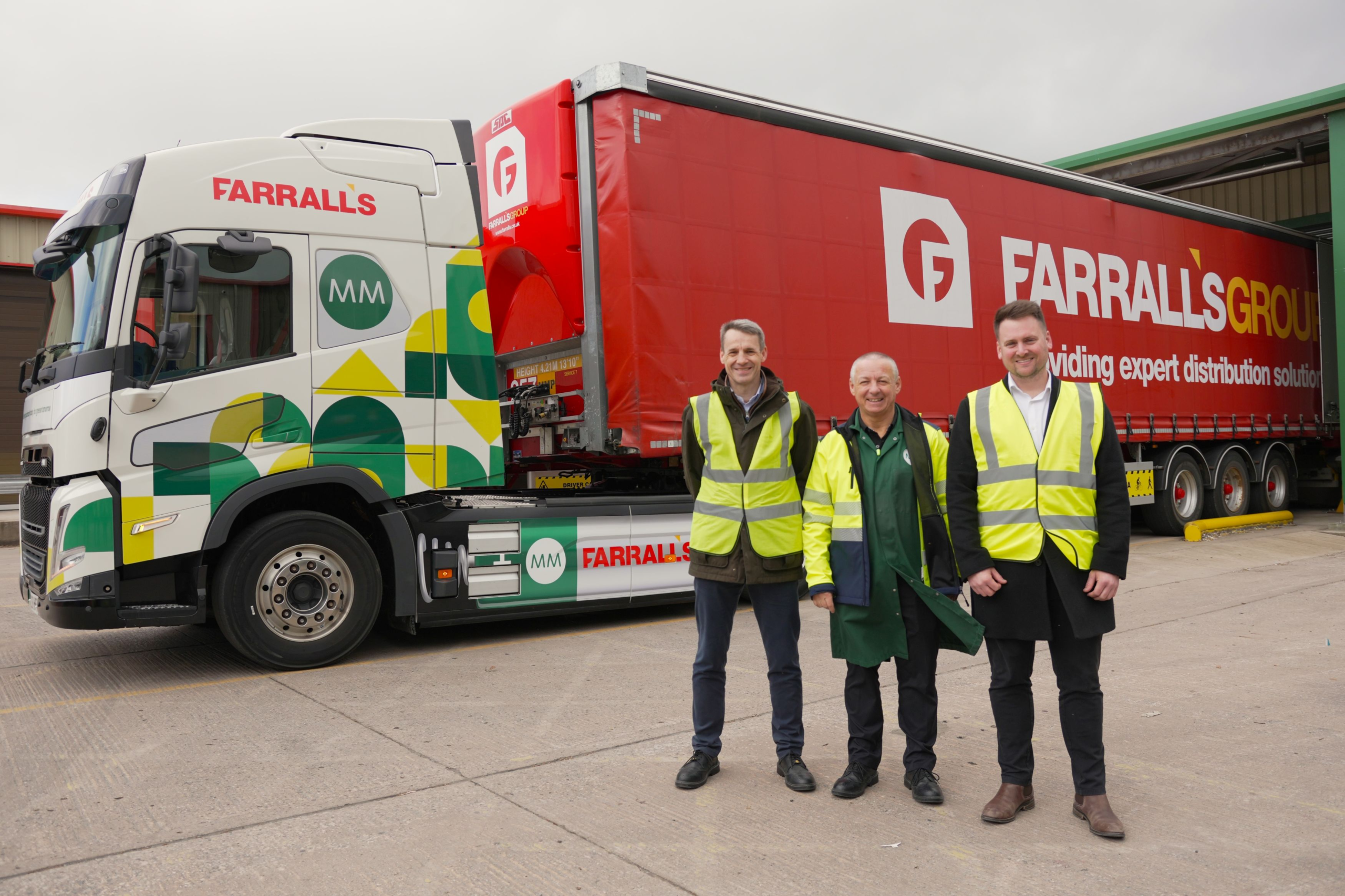 MM Packaging cuts emissions with electric shunt truck