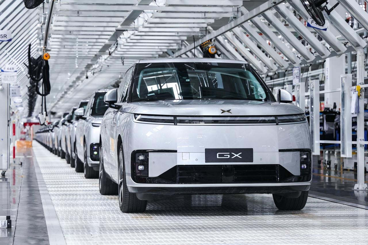 XPENG starts production of Robotaxi platform XPENG starts production of Robotaxi platform