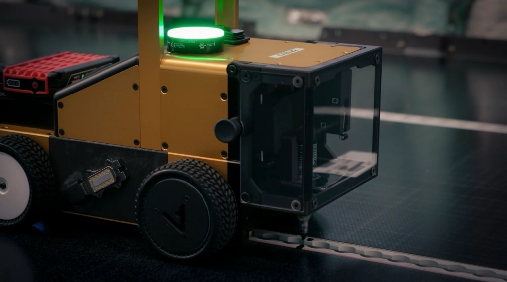 Airbus robot targets cabin installation bottleneck Airbus robot targets cabin installation bottleneck