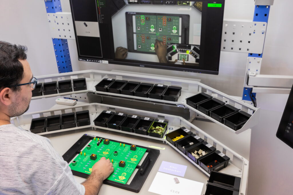 Altus brings Smart Klaus to electronics assembly