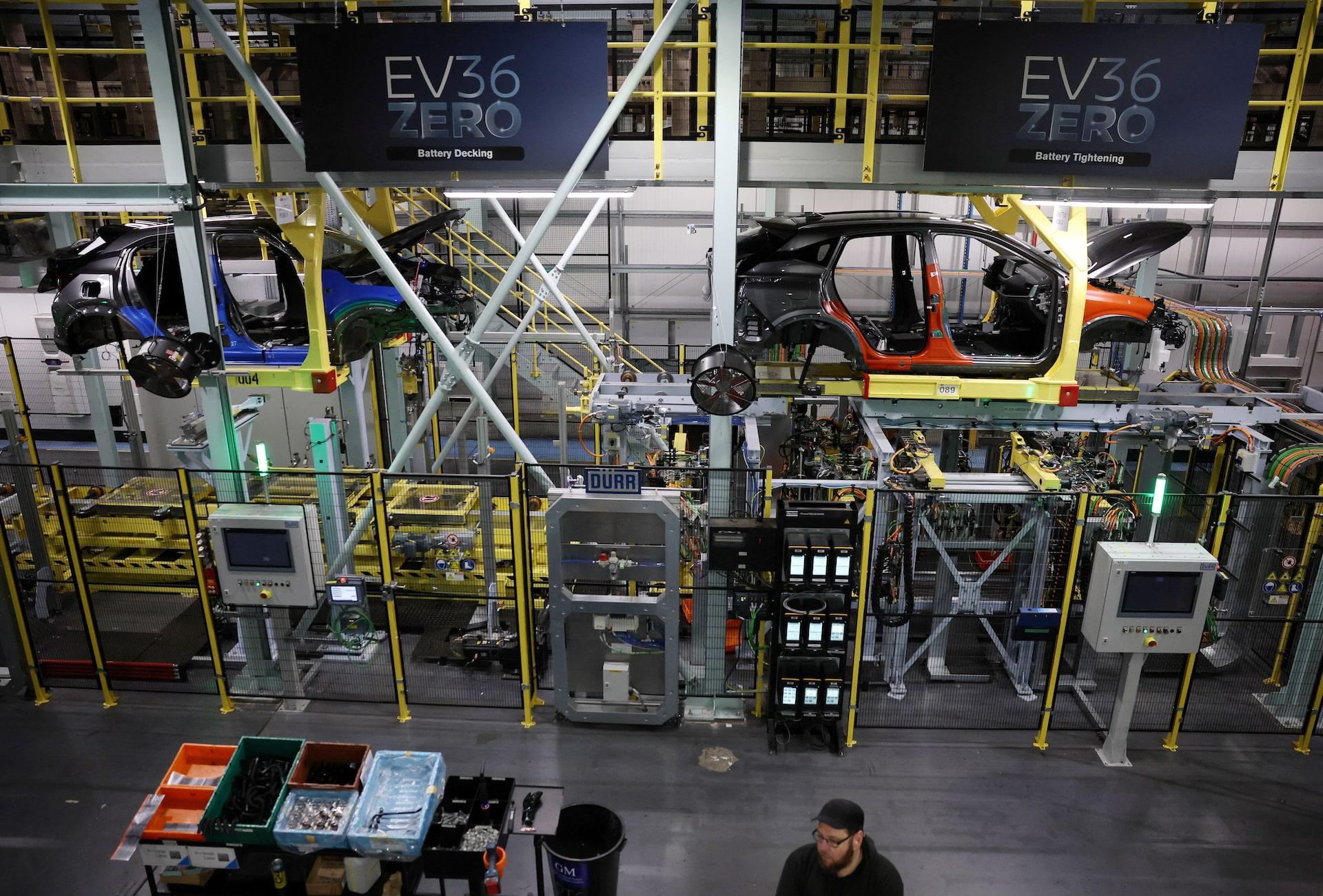 UK vehicle output steadies after difficult half