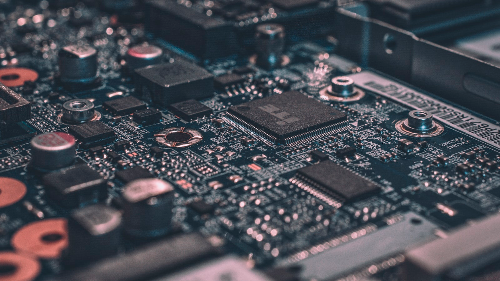 Somacis expands European PCB capacity