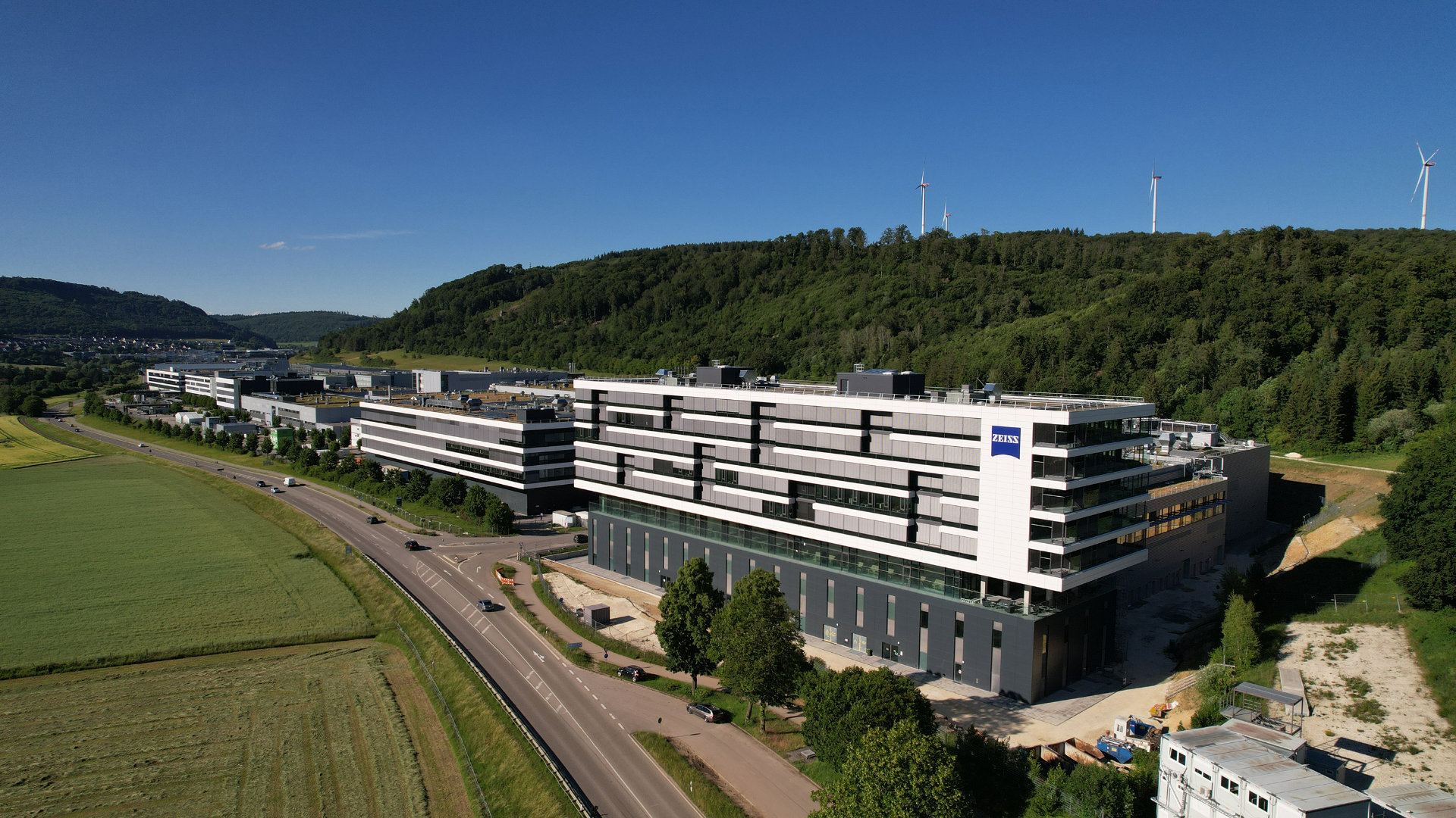Zeiss expands German semiconductor optics capacity