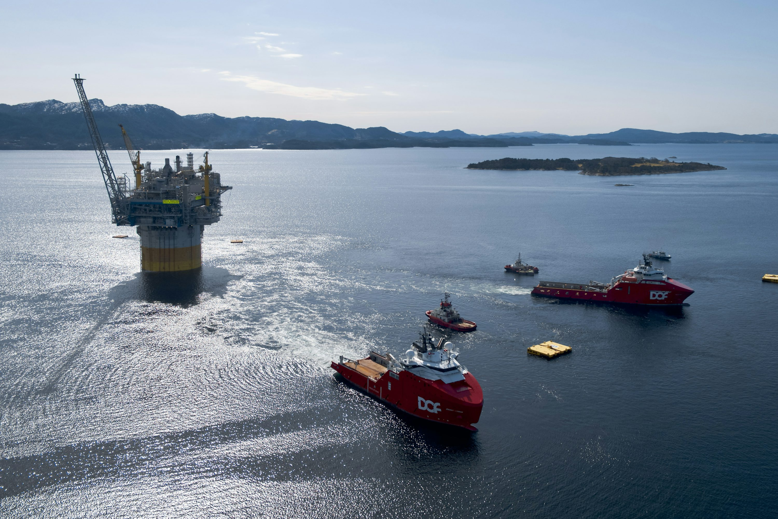 AF Decom adds major UK platform removal