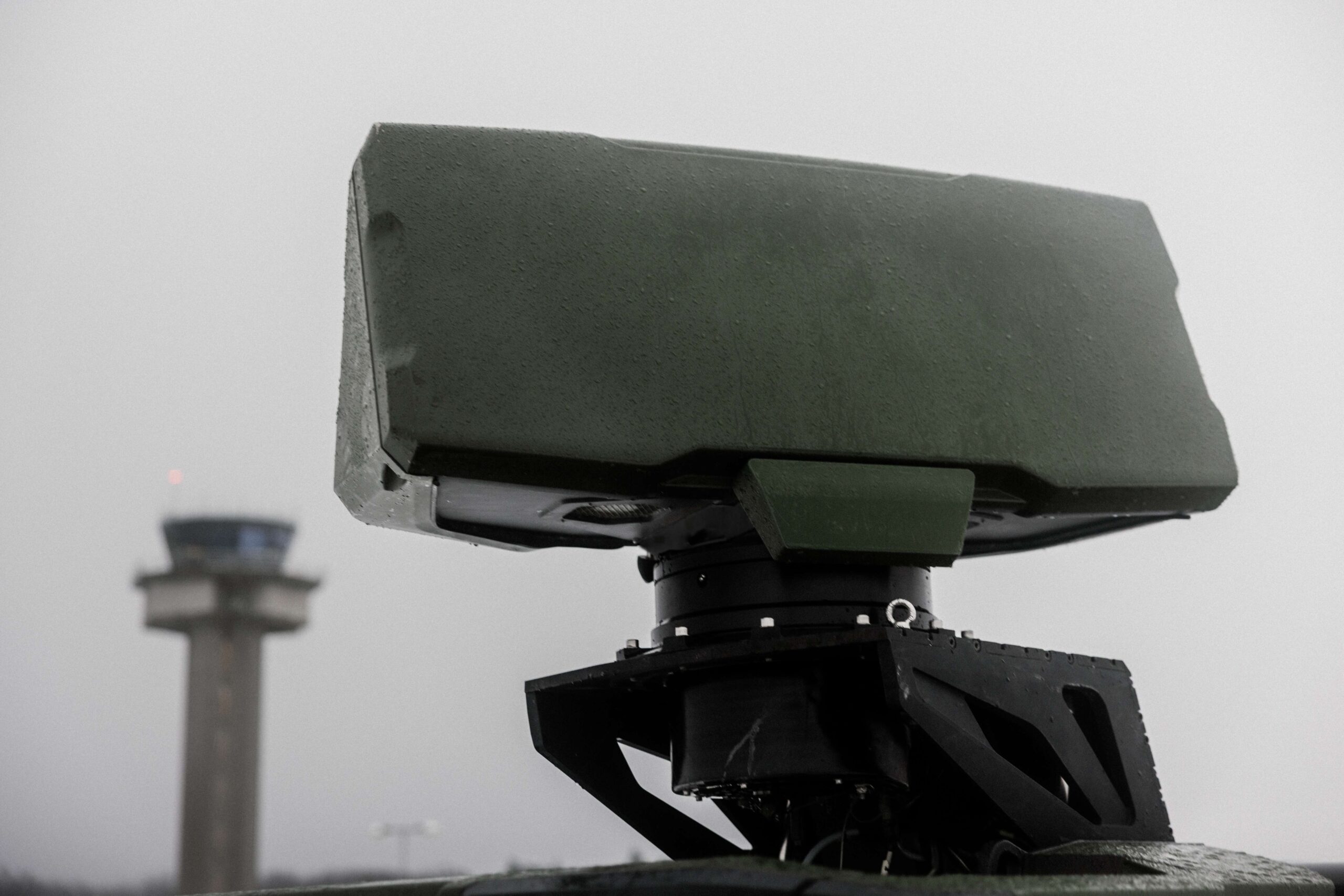 Quantum timing keeps radar coherent without GNSS