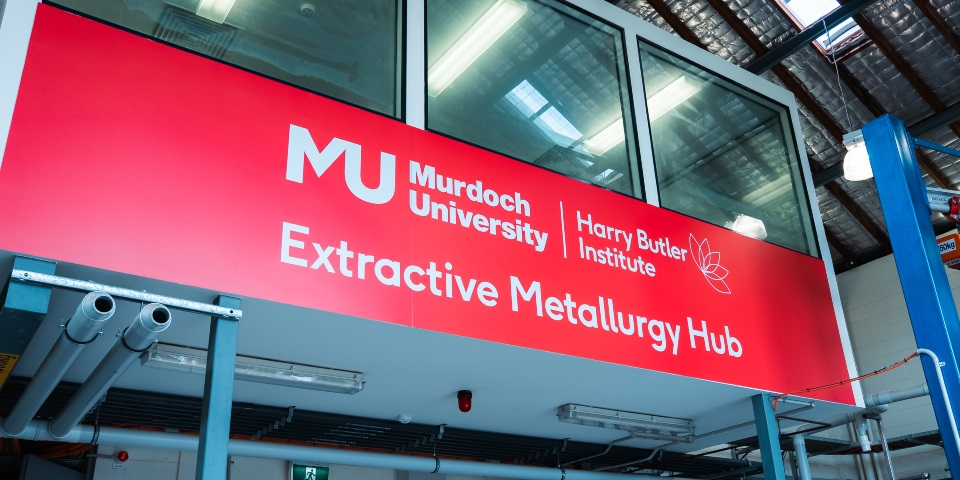 Empire Metals joins titanium refining research programme