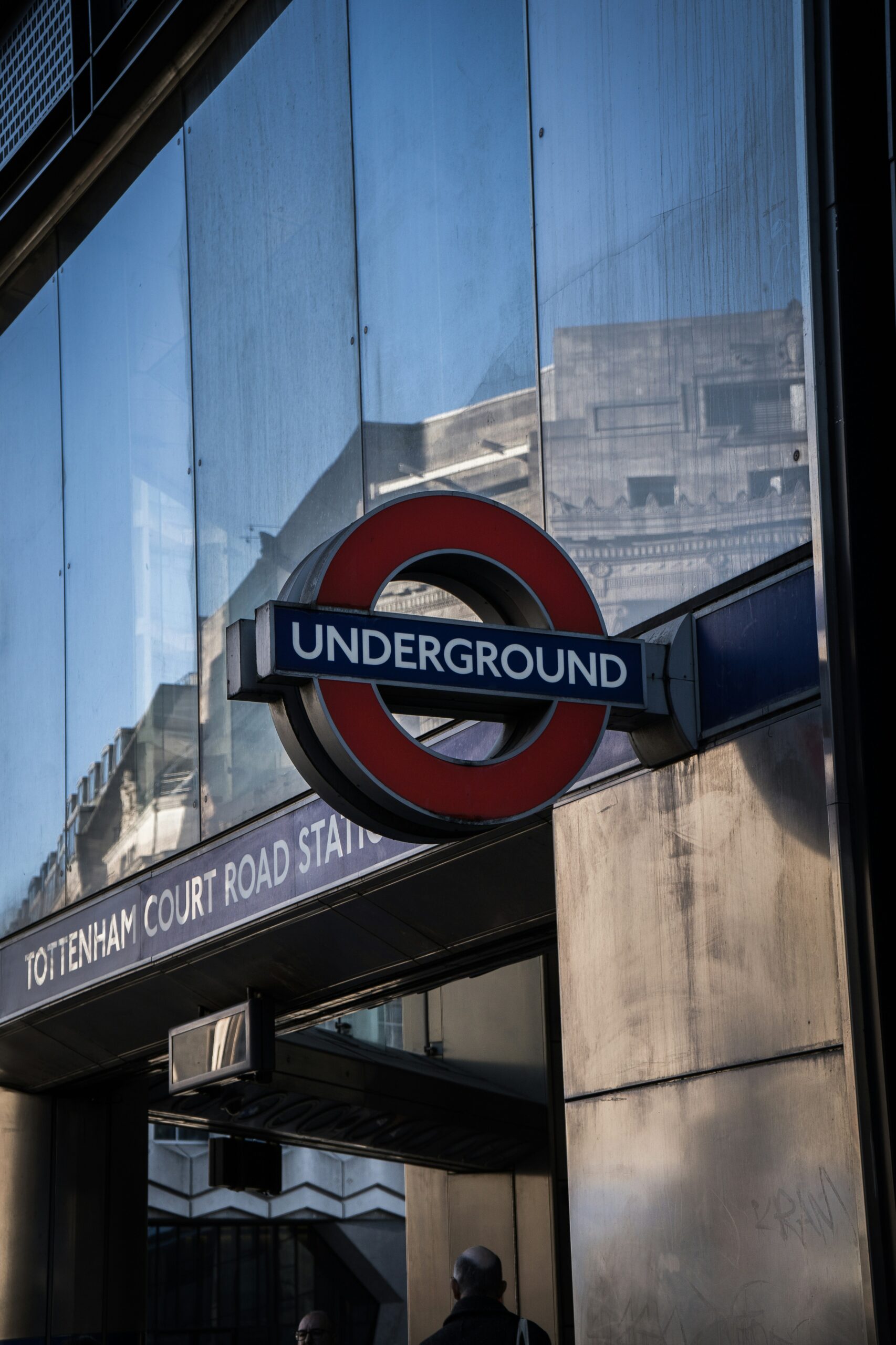 Journeo wins Elizabeth line passenger-display orders
