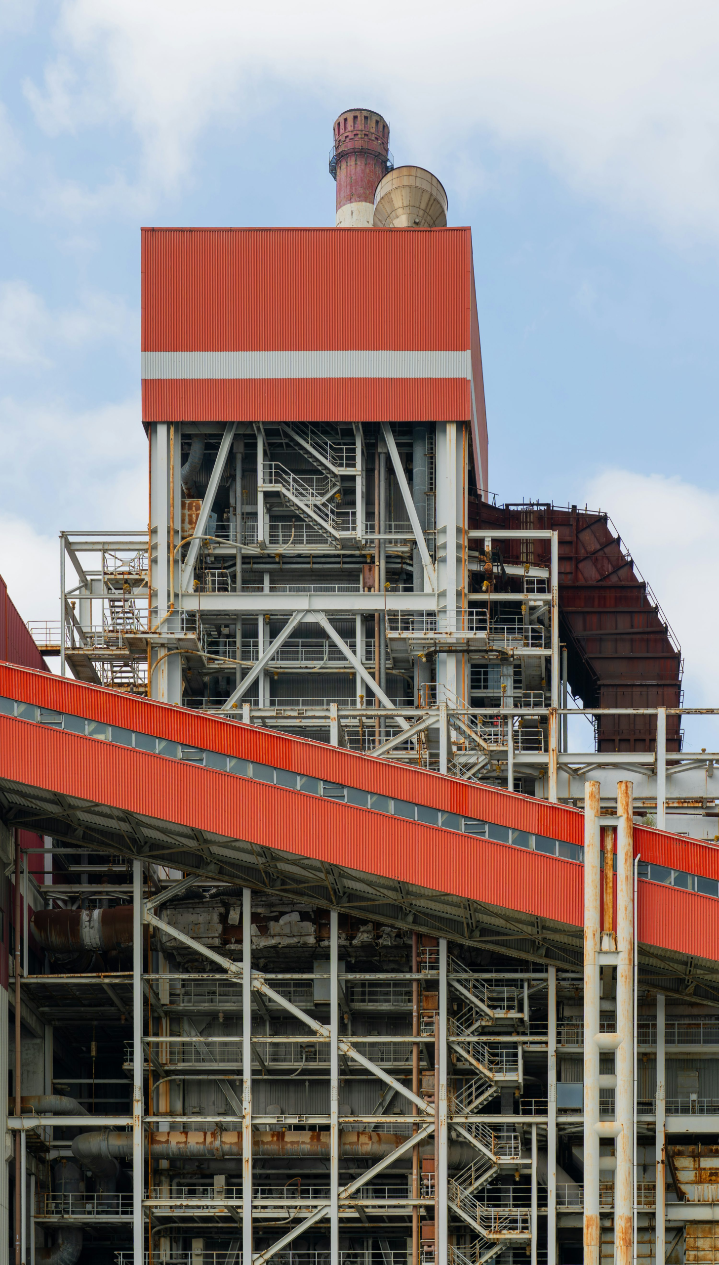 Holcim starts Czech calcined-clay production line