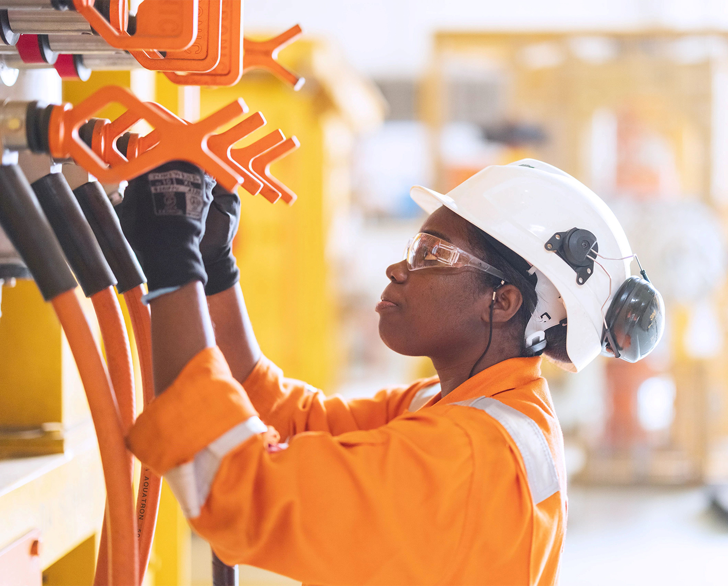 SLB OneSubsea wins Rovuma LNG systems contract