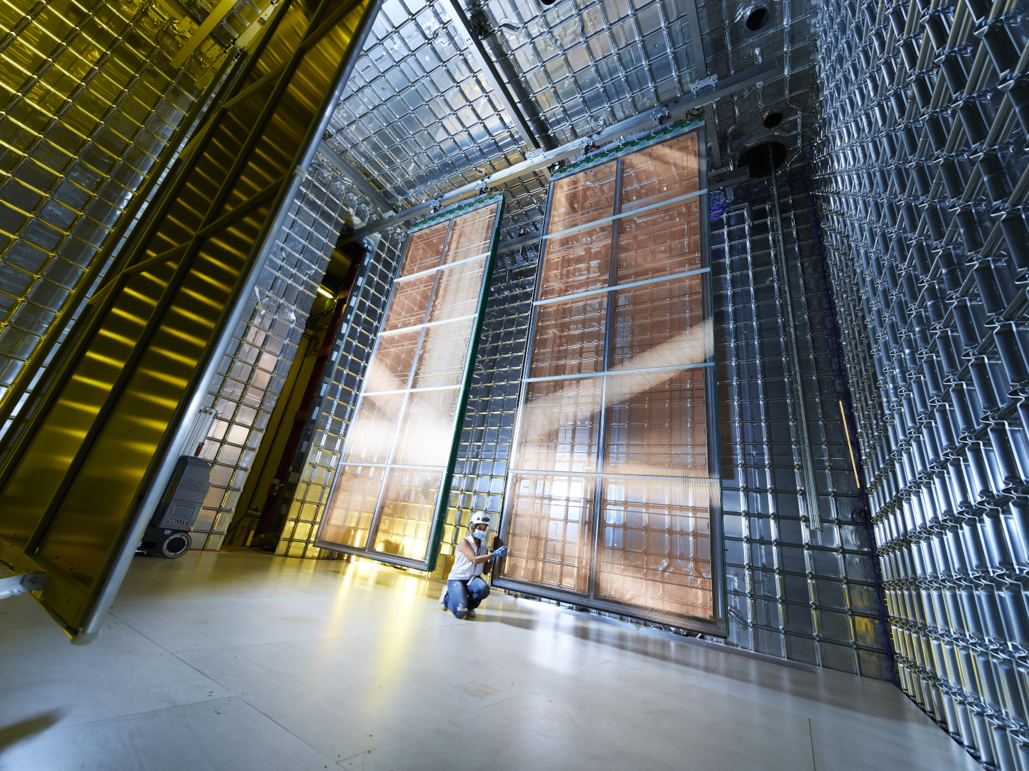 UK completes half its DUNE detector panels